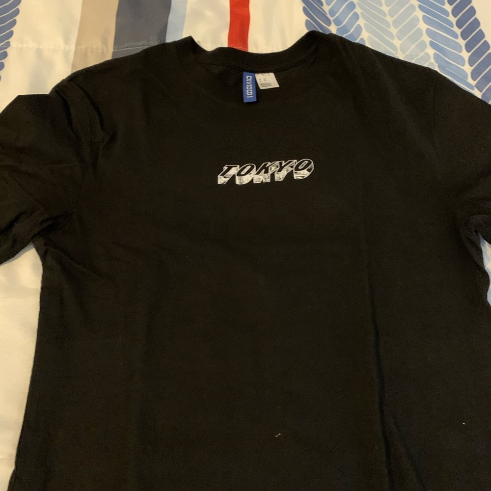 H&M Tokyo tee